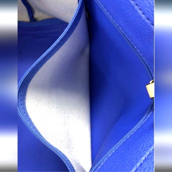 Kate Spade Blue and White Striped Tote Bag * Small Pen Marks - Picture 14 of 16